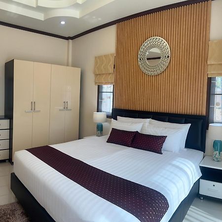 Malinee Villa Phuket バンタオビーチ エクステリア 写真
