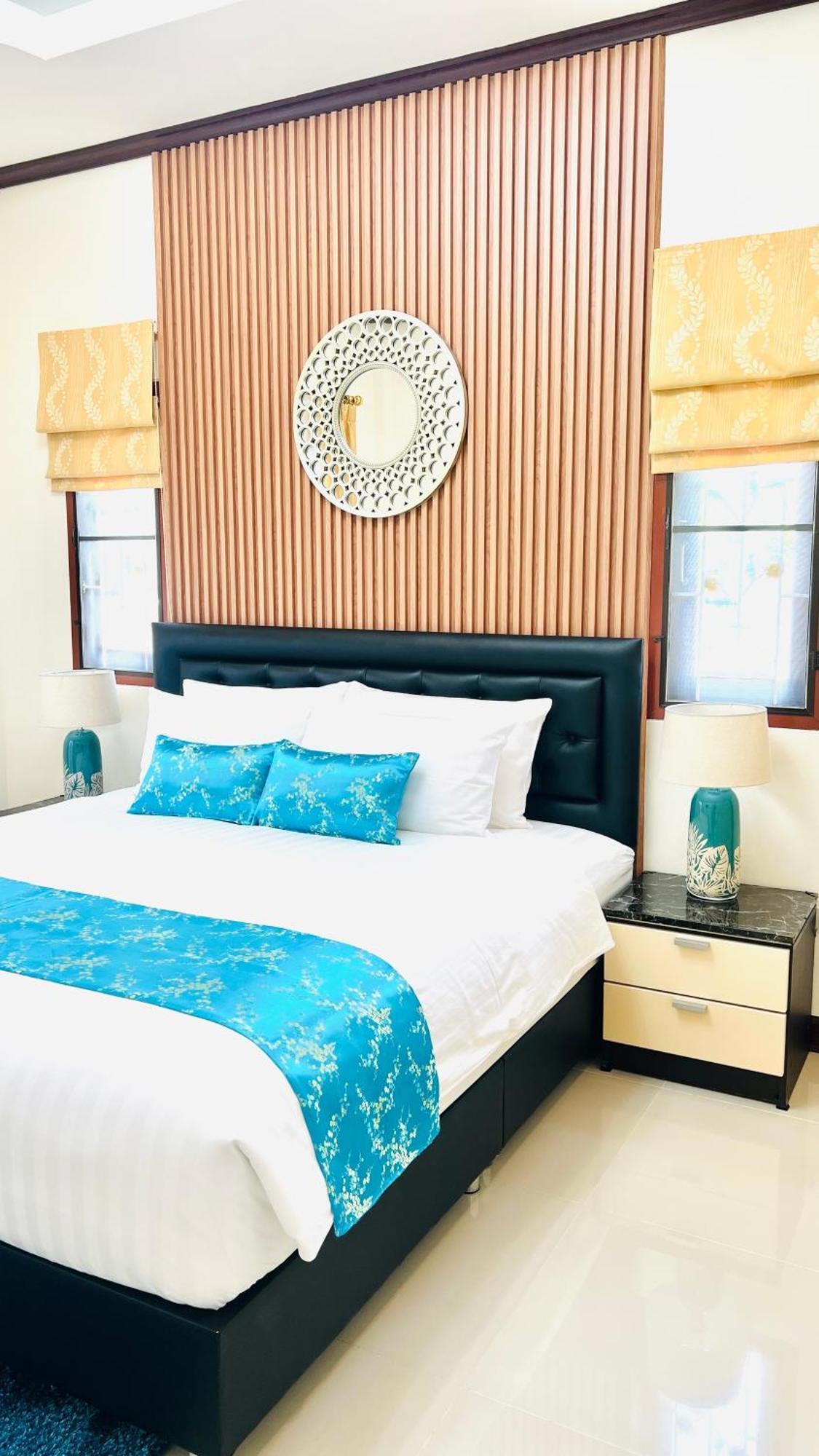 Malinee Villa Phuket バンタオビーチ エクステリア 写真
